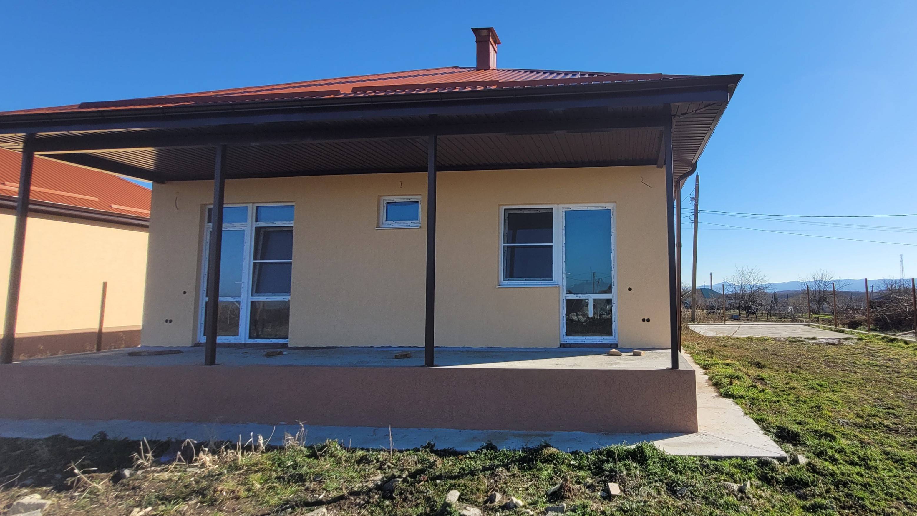 Продается новый дом в экологически-чистом посёлке Краснодарского края.