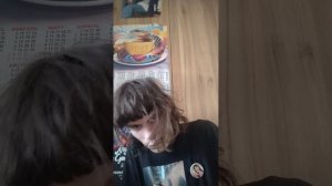 Я насыпал конфеты в игрушки в эмодемс