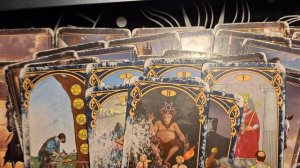 ТАРО РАСКЛАД/   С КОГО СЛЕТИТ МАСКА БЕЗРАЗЛИЧИЯ?!   т. 89895342359.  смс.  WhatsApp