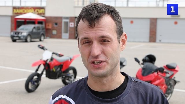 В Евпатории устроили гонки на моноколёсах