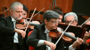 Большой симфонический оркестр провел концерт в Баку после эвакуации из Ирана