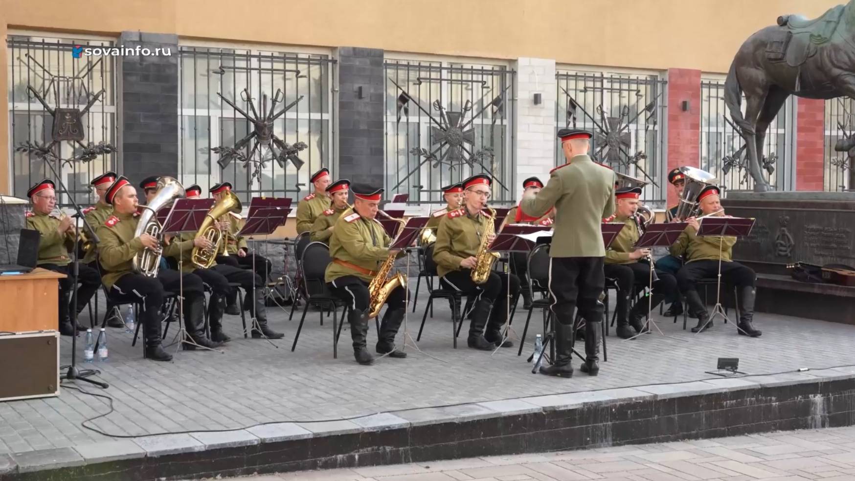 Открытие пятого сезона "Летних вечеров духовой музыки" в Самаре