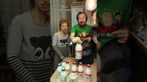 Рюкзак уценённых продуктов за 500 рублей: молоко, кефир, бекон - распаковка