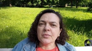 Стихи Андрианы Юдиной. "Без слов".Читает автор.