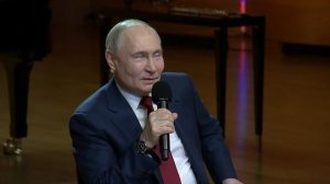 «Падал в обморок, но продолжал»: Путин привёл жёсткий пример упорства для учеников «Сириуса»