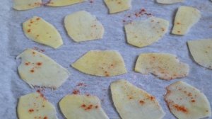 Картофельные чипсы в духовке