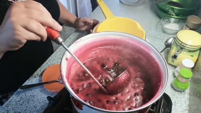 Вкусное Желе из чёрной Смородины за 10 минут. Желе из ягод..