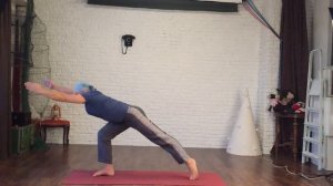 Йога утром. 20 минут. Комплекс с Константином Харьковским