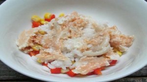 Блинчики с консервированным лососем и рисом