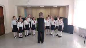 Младший хор ДШИ, "Треугольники писем солдатских", руководитель Машеро С.В.