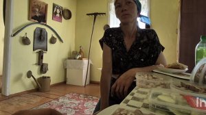 Обедаем на даче,протяпали весь огород