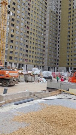 Типичная стройка. Геодезия на стойке