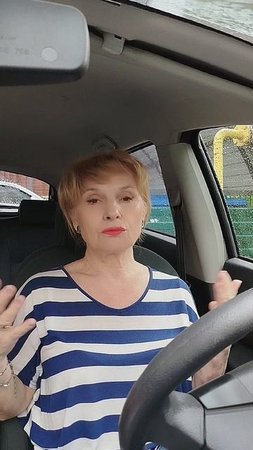что делать, не если клиент пропал?
Напишите ему: "Антон, ради Бога, ответьте!"
и диалог возобновится