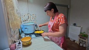 О повседневной сельской жизни и труде. Погода снова подвела.