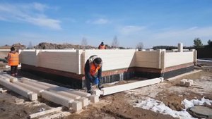 Тёплый дом из клееного бруса. Пошаговый процесс строительства