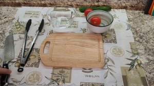 Как быстро почистить помидор