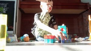 вторая часть сражение началось И я играю в Растения против Зомби Зомби Апокалипсис уже на носу