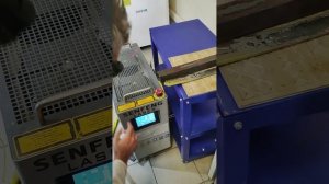 Ремонт аппарата лазерной сварки Senfeng Замена QBH кабеля, ремонт пистолета лазерной сварки