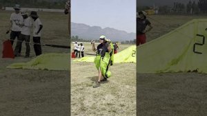 Когда нет подходящего ветра и места, мы все равно можем летать, просто взлетая по-другому!
