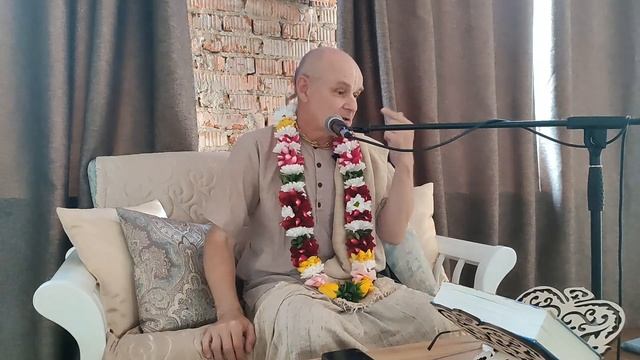 Зачем нам нужен вайшнавский этикет. Нрисимха Чайтанья д