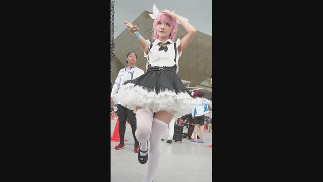 Косплеерша Comiket ②_ Вертикальное видео [4K_60P] 2023.08.13