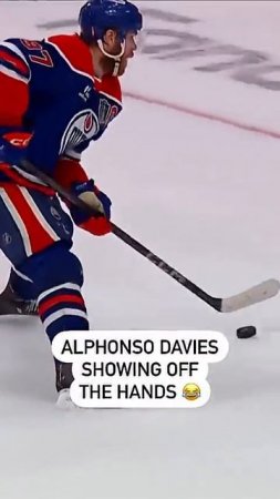 Alphonso Showing Off The Hands Like McDavid
