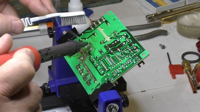 Замена реле компрессора в кондиционере #压缩机继电器 #compressor relay