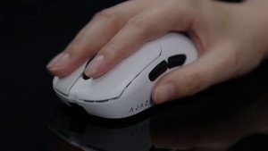 Ajazz AJ179 PRO — беспроводная игровая мышь с сенсором PAW3395, обеспечивающим высокую точность.