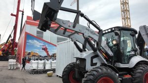 Экскаватор-погрузчик ARCTIC BEAR 4BX-T CTT Expo 2025