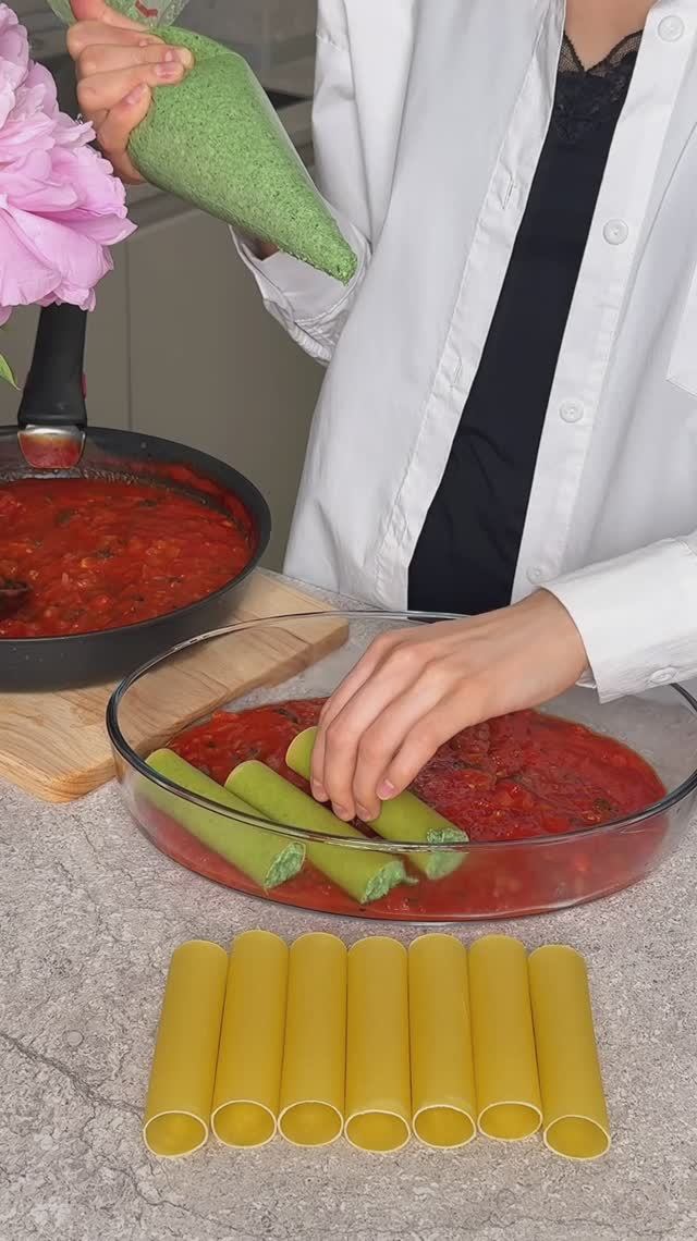 Каннеллони с рикоттой и шпинатом - домашняя итальянская классика🍝