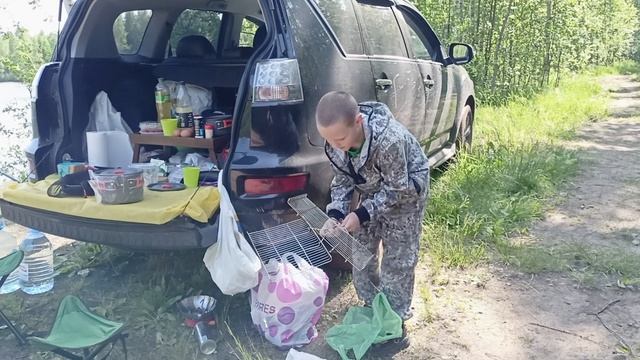 мы с папой приехали на природу!