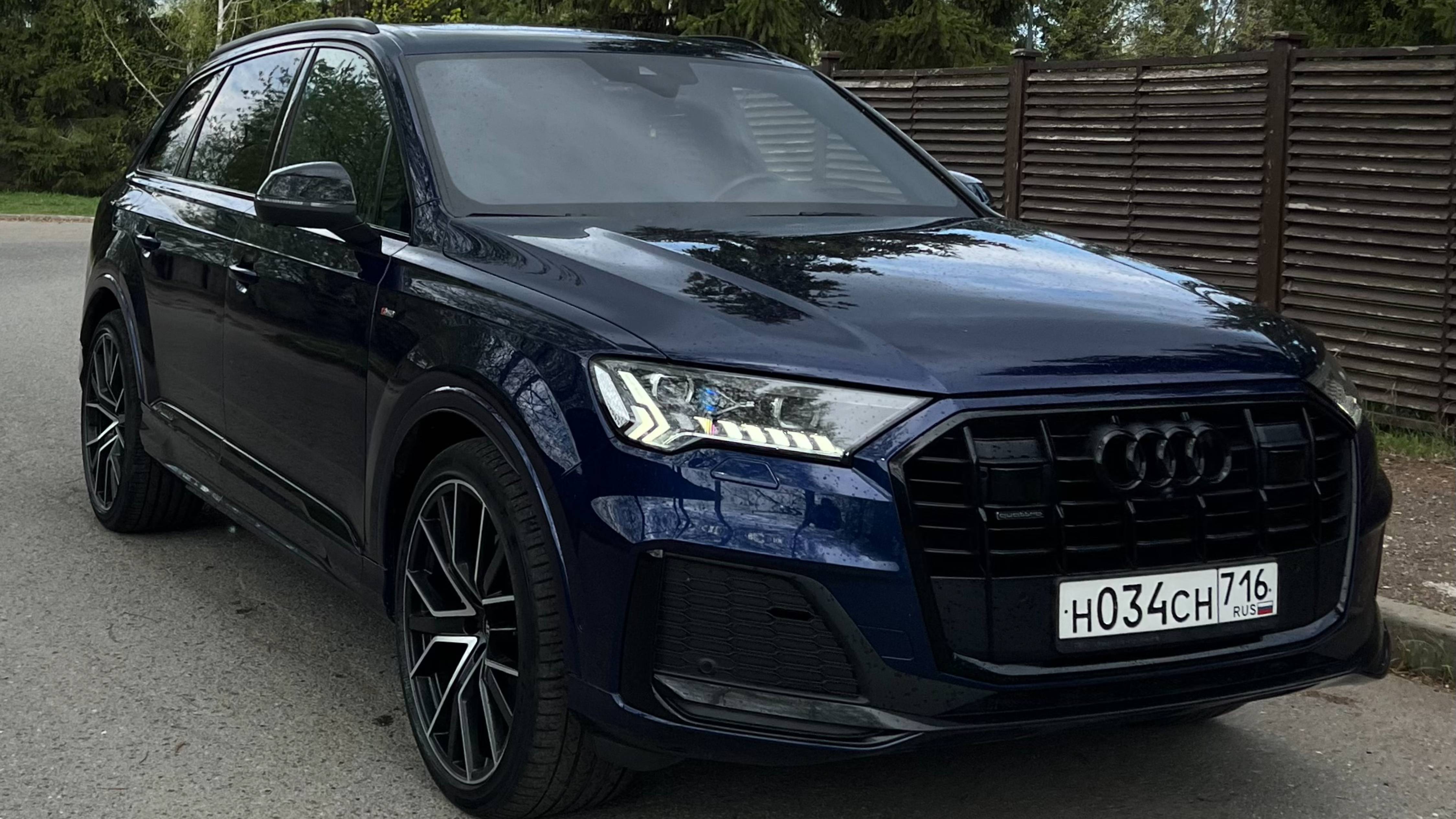 Audi Q7 3.0 AT, 2021, 83 800 км