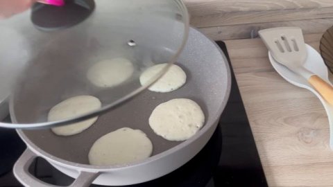 Рецепт Пышных Оладий 🍓 Как приготовить вкуснейшие оладушки быстро и легко!