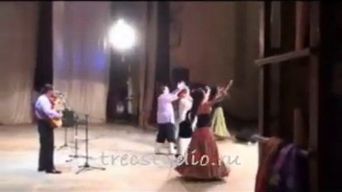 Цыганский ансамбль / Цыганская музыка и танцы