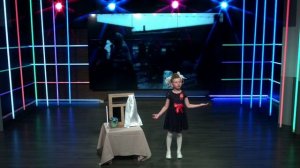 Р. Рождественский "На земле безжалостно маленькой". Глаше исполнилось 6 лет.