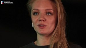 Эльвира Цымбал читает стихотворение из сборника «Шёпот» Анны Гассиевой