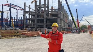Строительство комплекса по производству железорудных окатышей в Череповце.