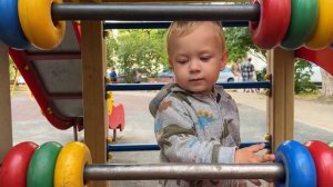 Катаемся с горки и на велосипеде