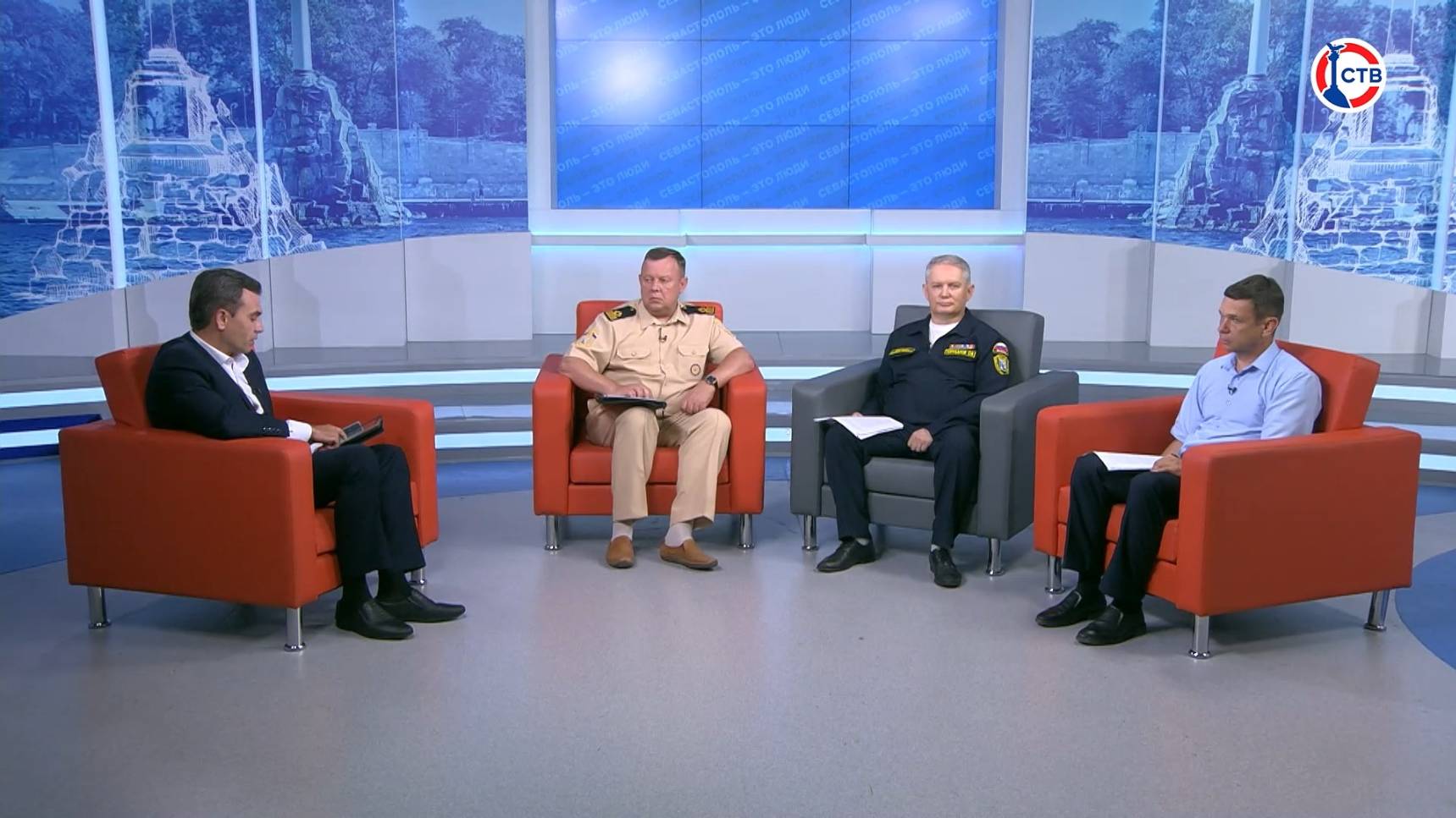 В Севастополе официально открыли купальный сезон (Севастополь решает. 18 июня 2025)