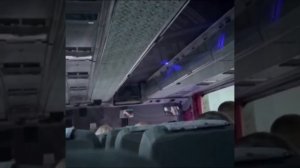 В Сочи туристы, ехавшие из Адлера в аквапарк по экскурсии, столкнулись с очень агрессивным поведе...