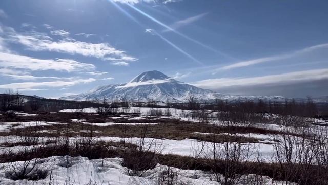 Долина Великанов: Путешествие на Вездеходе Тайфун к действующим вулканам Камчатки