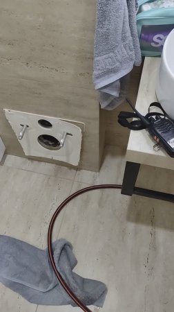Как снять подвесной унитаз 🚽