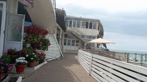 Разрушенная набережная в Лоо. Часть 2