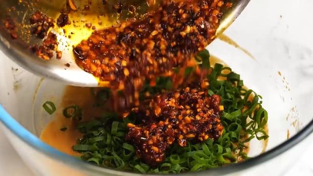 VkusniyDen очень острая перечная лапша