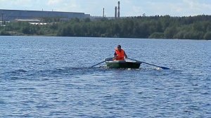 Лодка гребная СЛК-360п на веслах.