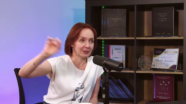 Программа «Помогаем нашим» с Эвелиной Закамской // эфир от 20.05.2025 [1]