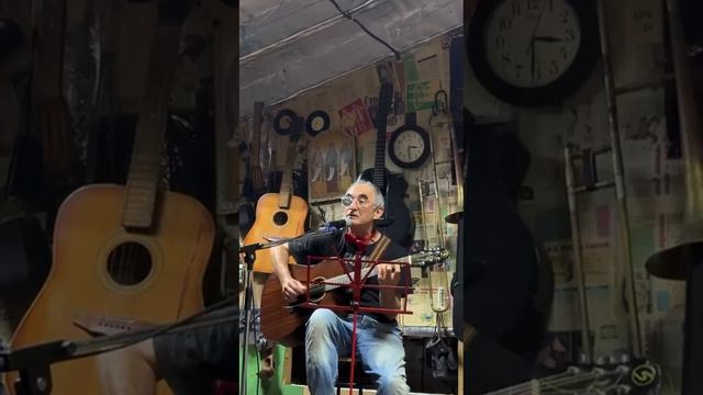 1000093716.mp4