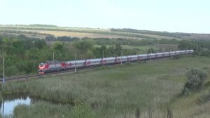 «Ингушетия» Электровоз ЭП20-036 с поездом №146 Москва — Назрань