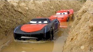 Гоночная трасса Disney pixar cars молния Маккуин против Джексона Шторма - игрушки Бибо