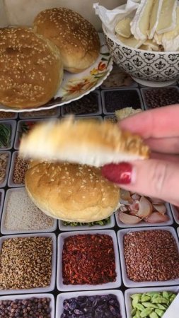 Для любителей пиццы с ананасами🤔 #рецепты #закуска #рек #рекомендации #сыр #камамбер #бутерброд